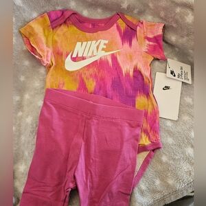 NWT Nike Set